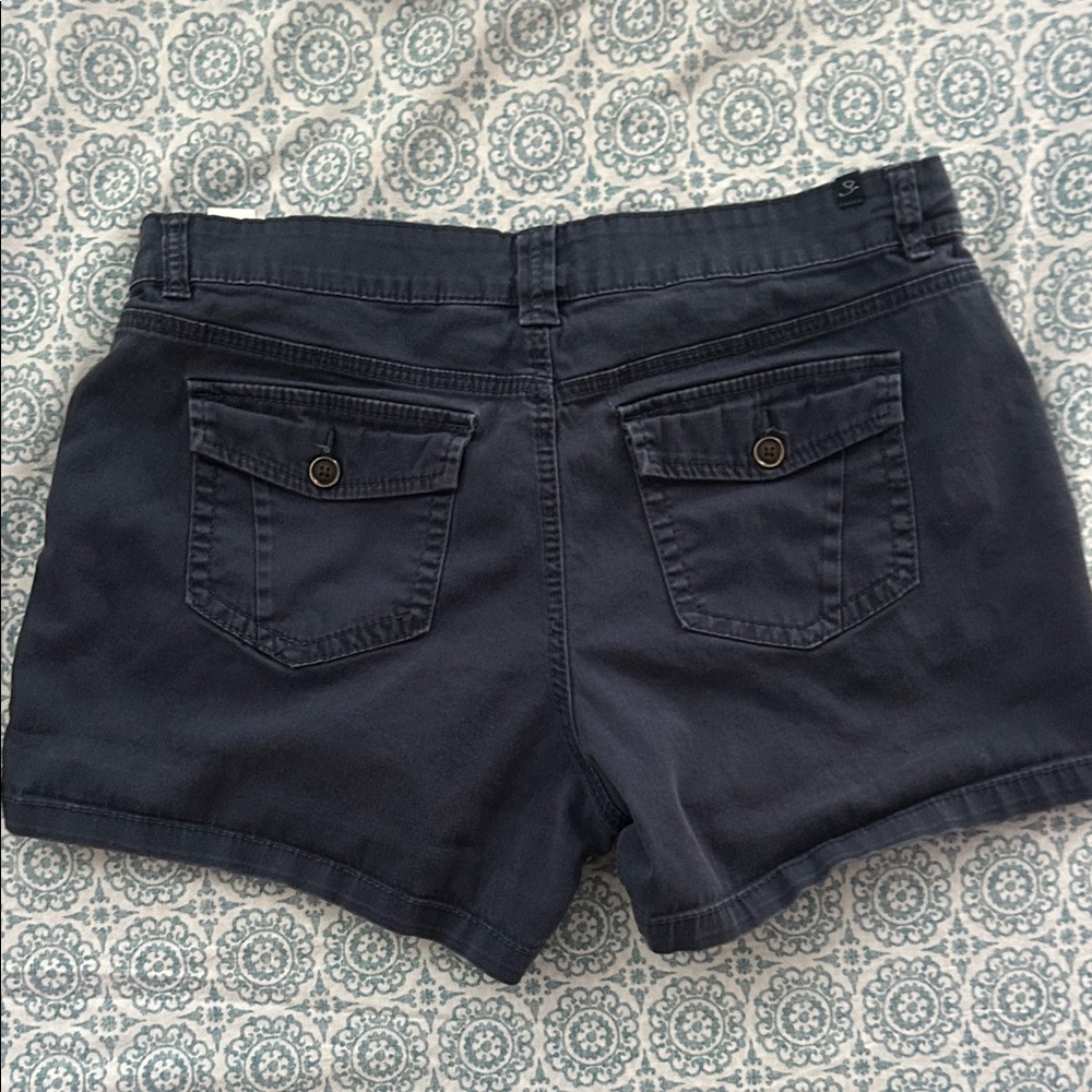 Women's Olive and Navy Cargo Shorts - Picture 3 of 5